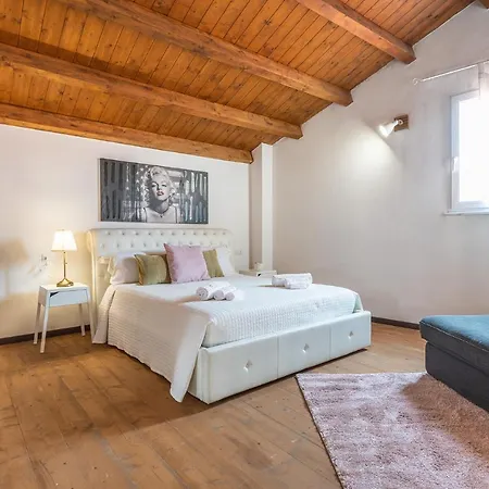 Apartamento Momy's House - Wifi & Air Con *